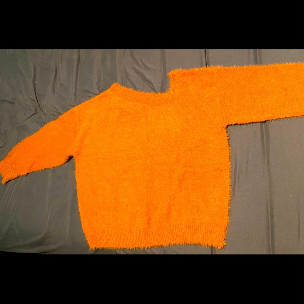 Off the shoulder Lash sweater (Shein) NWOT